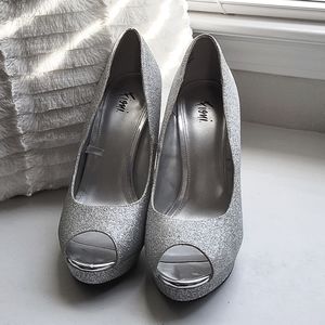 Silver Glitter Fioni Heels - Size 8.5